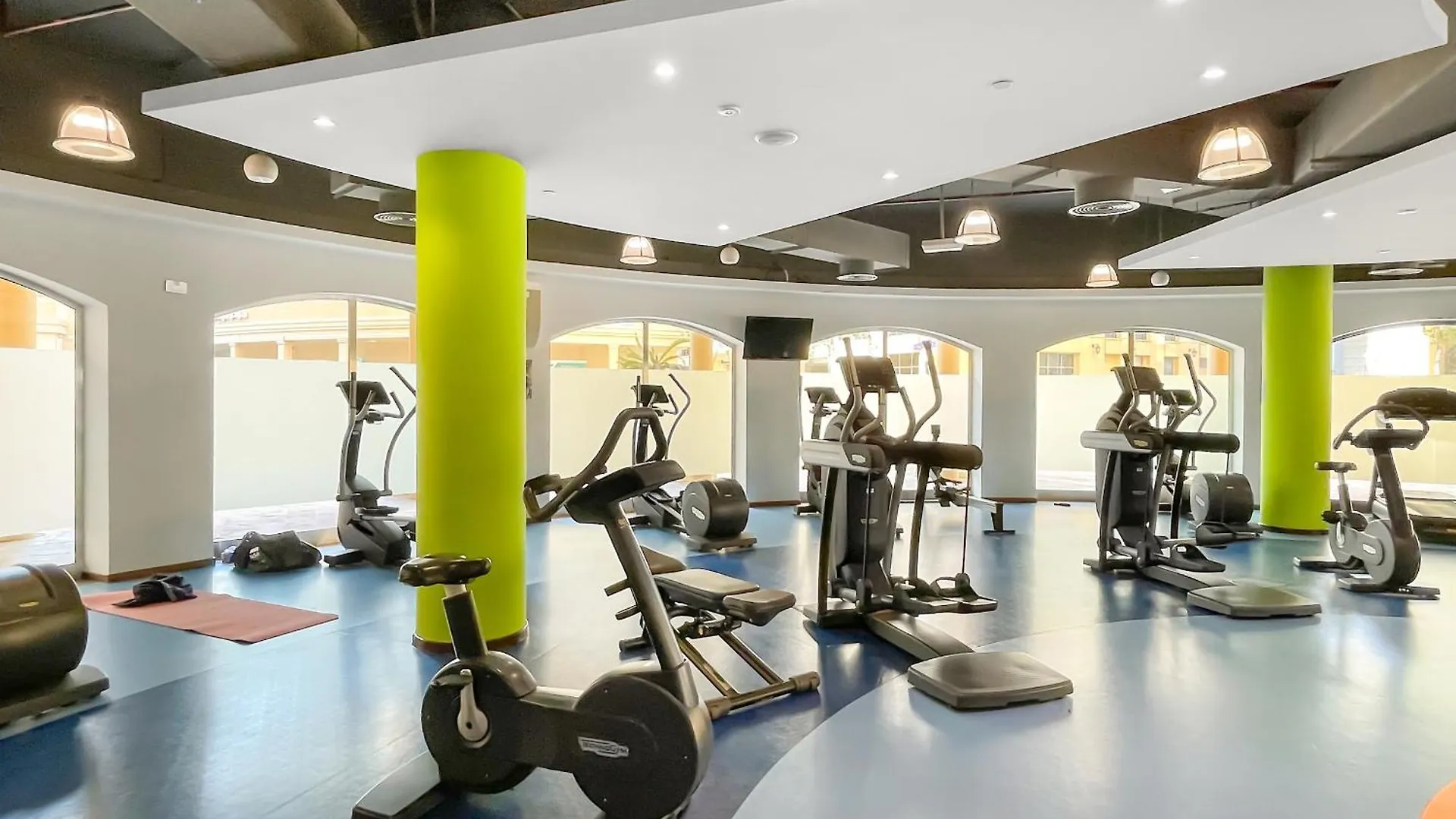 Jbr Sadaf Apartment Full Marina View By Renttiers Dubai