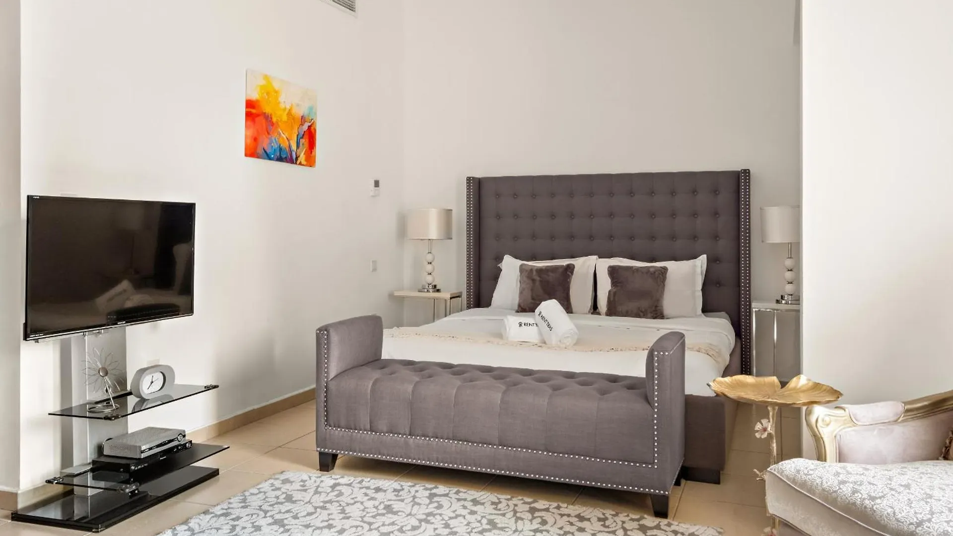 Jbr Sadaf Apartment Full Marina View By Renttiers Dubai United Arab Emirates